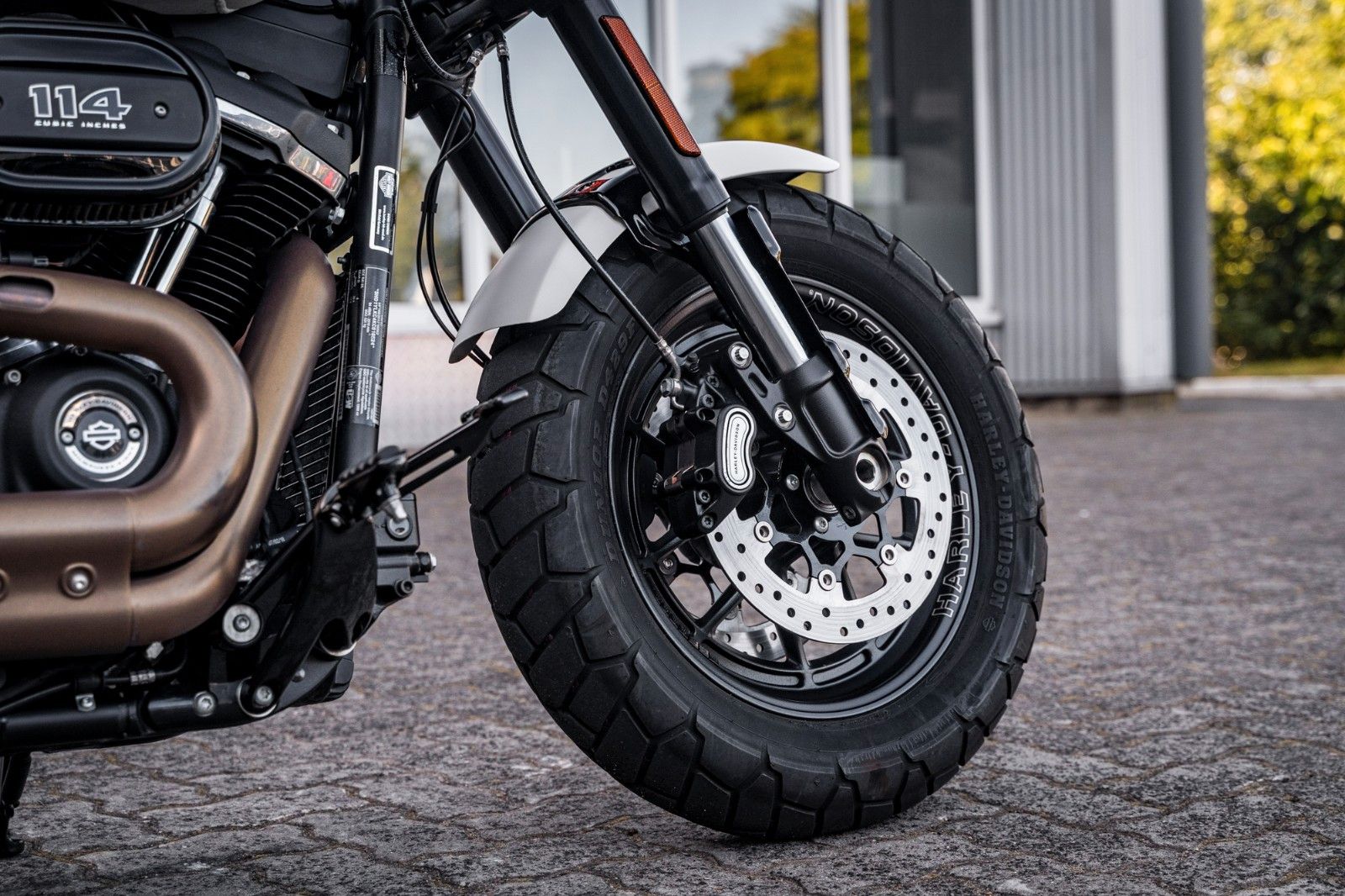 Fahrzeugabbildung Harley-Davidson FXFBS FAT BOB 114 CUI SOFTAIL - Jekill & Hyde