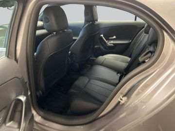 Mercedes A 180 - 11