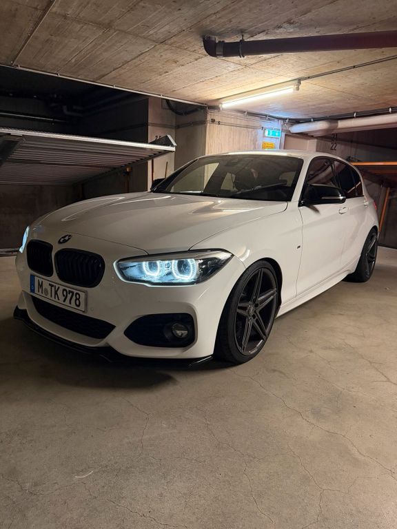 Image of BMW 120
