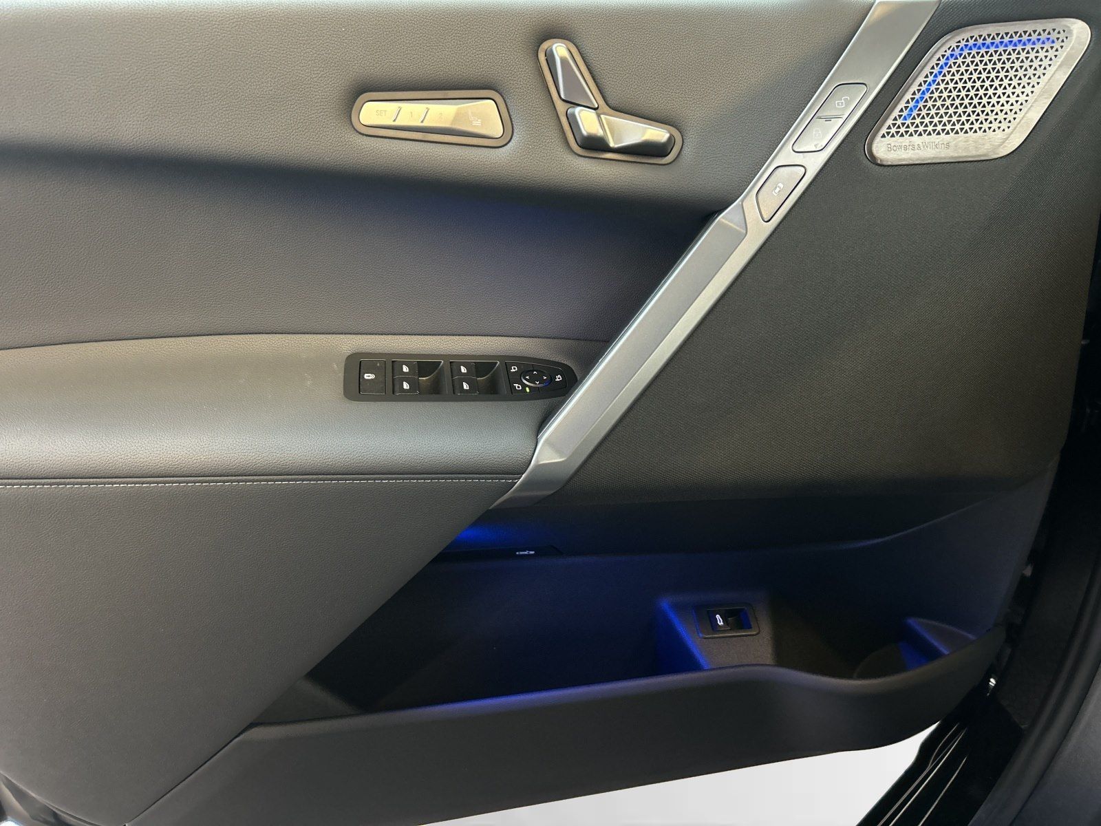 BMW iX - Bild 21
