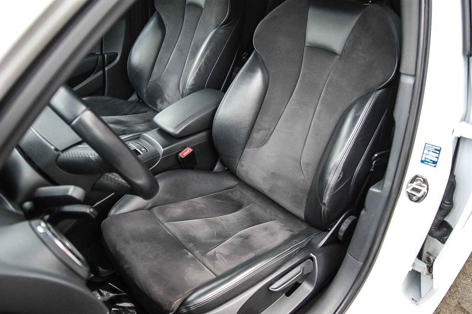 Fahrzeugabbildung Audi A3 Limousine 1.4 TFSI S-LINE NAVIGATION XENON 18