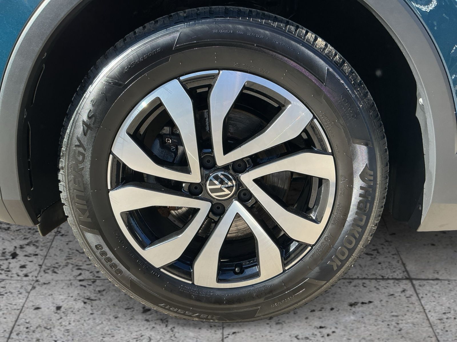 Volkswagen Tiguan - Bild 8
