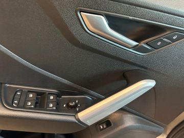 Audi Q2 35 TFSI S line *1. Hand*Klima*Navi*LED*PDC*BT