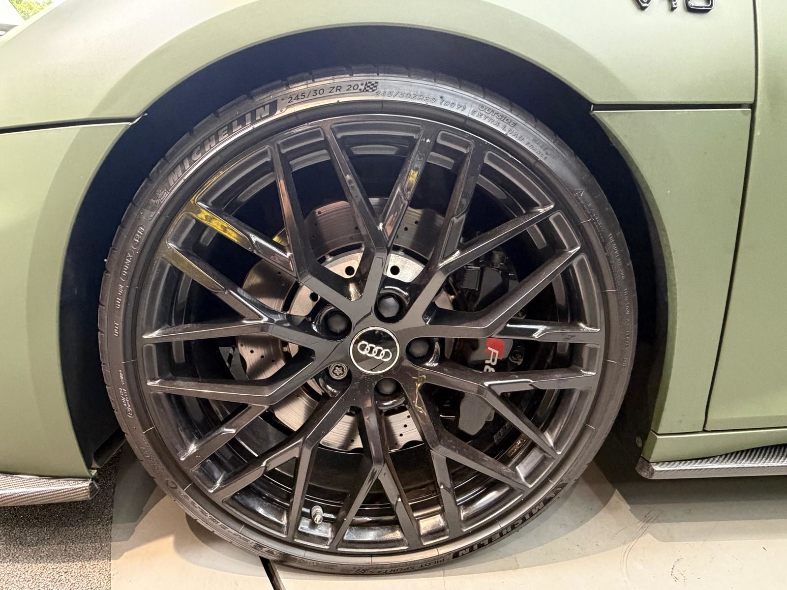 Audi R8 Spyder 5.2 FSI *Capristo*Carbon*B&O*Laser foto 14
