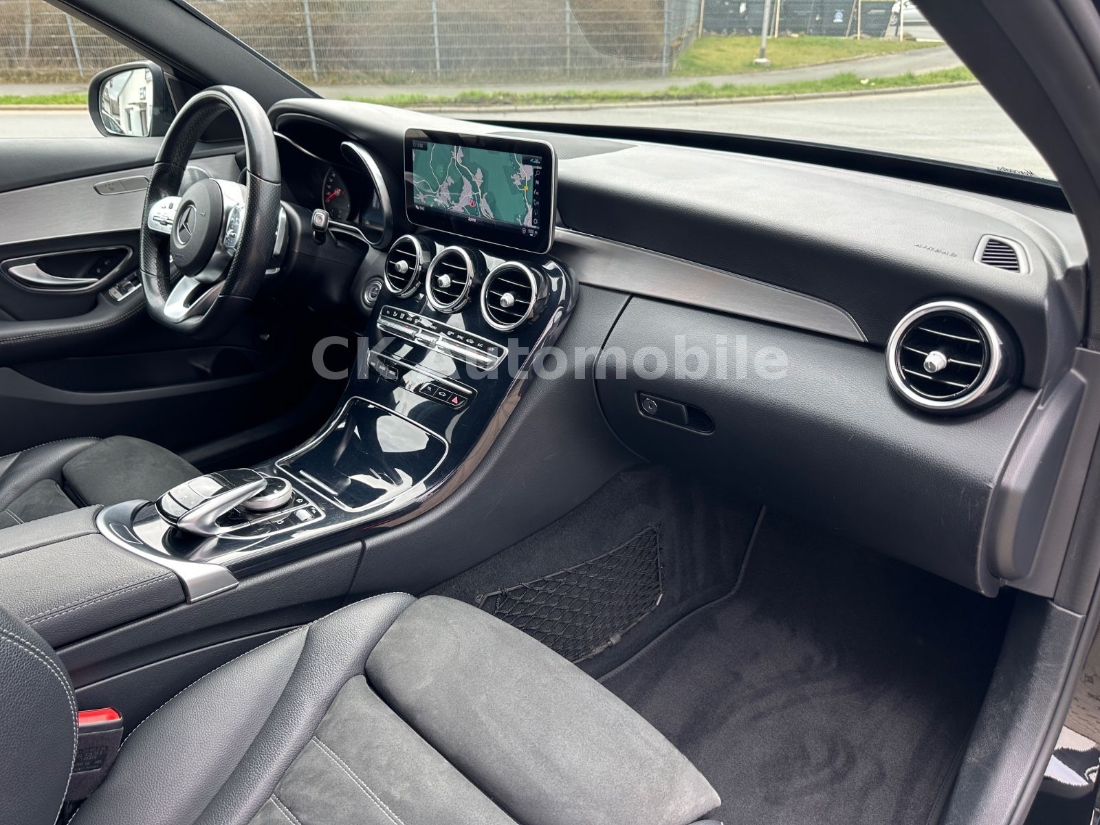 Fahrzeugabbildung Mercedes-Benz C 220d T  4Matic AMG-Line/Navi/LED/Kam/