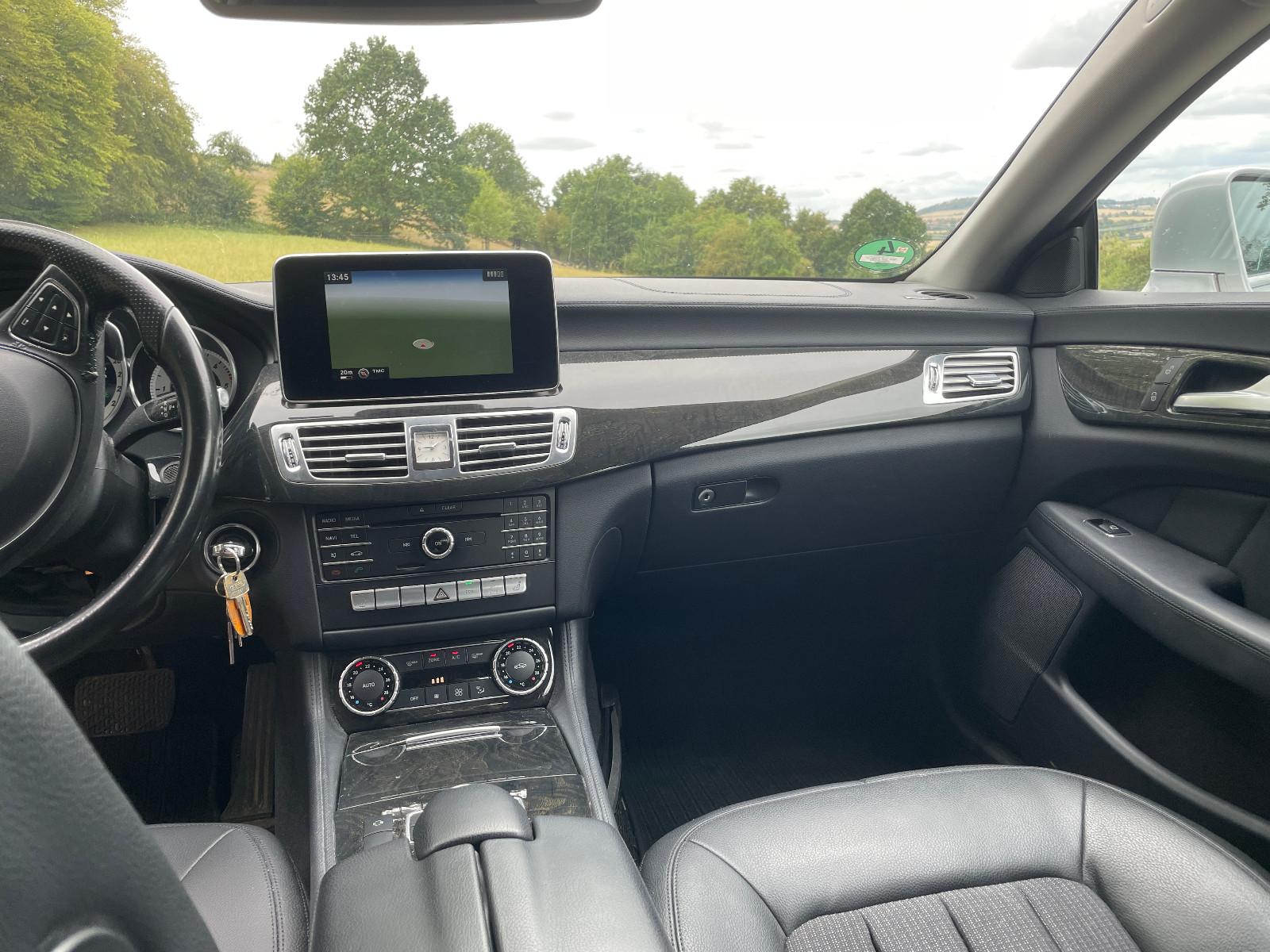 Mercedes-Benz CLS 220 d ,  2.Hand, Iridiumsilber, TÜV 02/2028