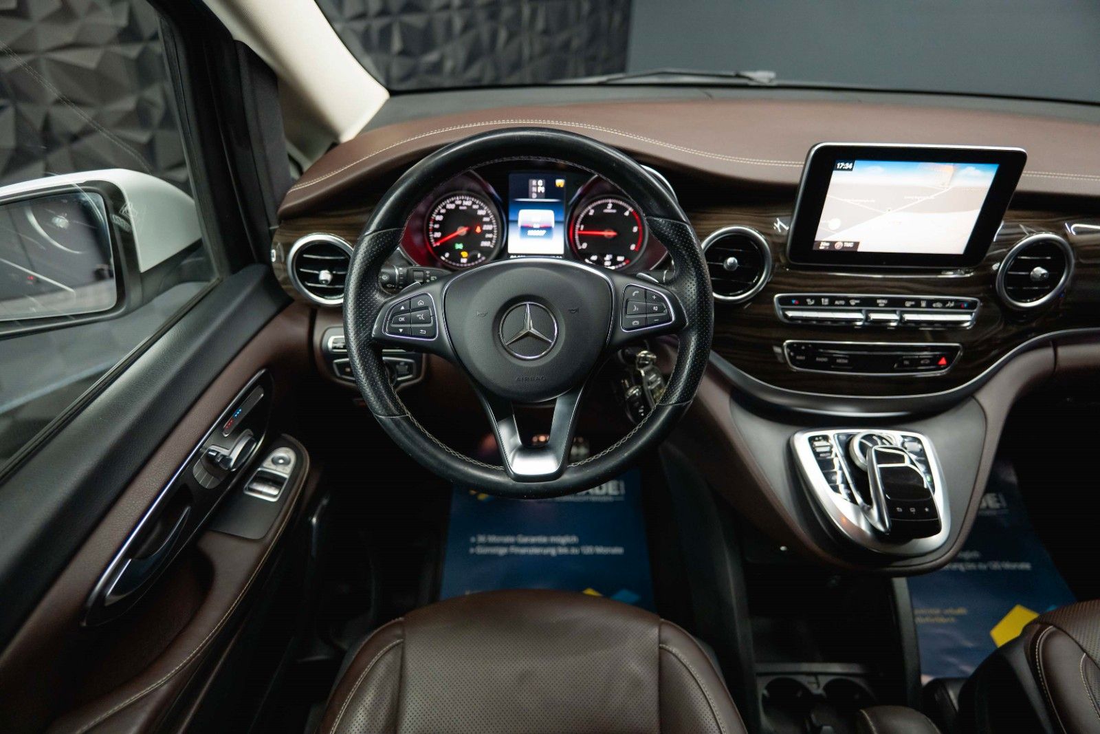 Fahrzeugabbildung Mercedes-Benz V 250 CDI AVANTGARDE EDITION 4MATIC | LED | 19%
