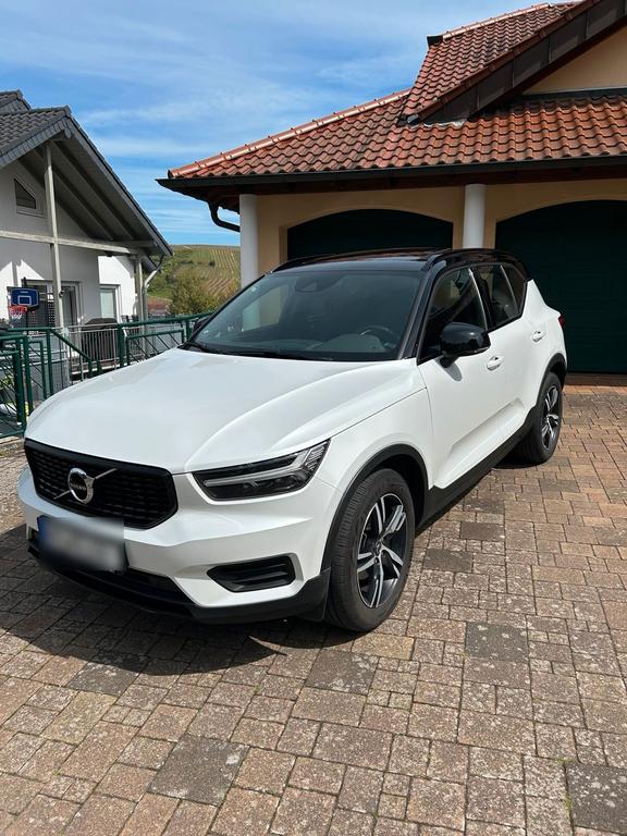 Volvo XC40