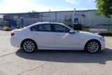 BMW 535 i xDrive Luxury*Temp*ASS* Kam*HUD*Leder*Xeno - BMW 535 aus 2014