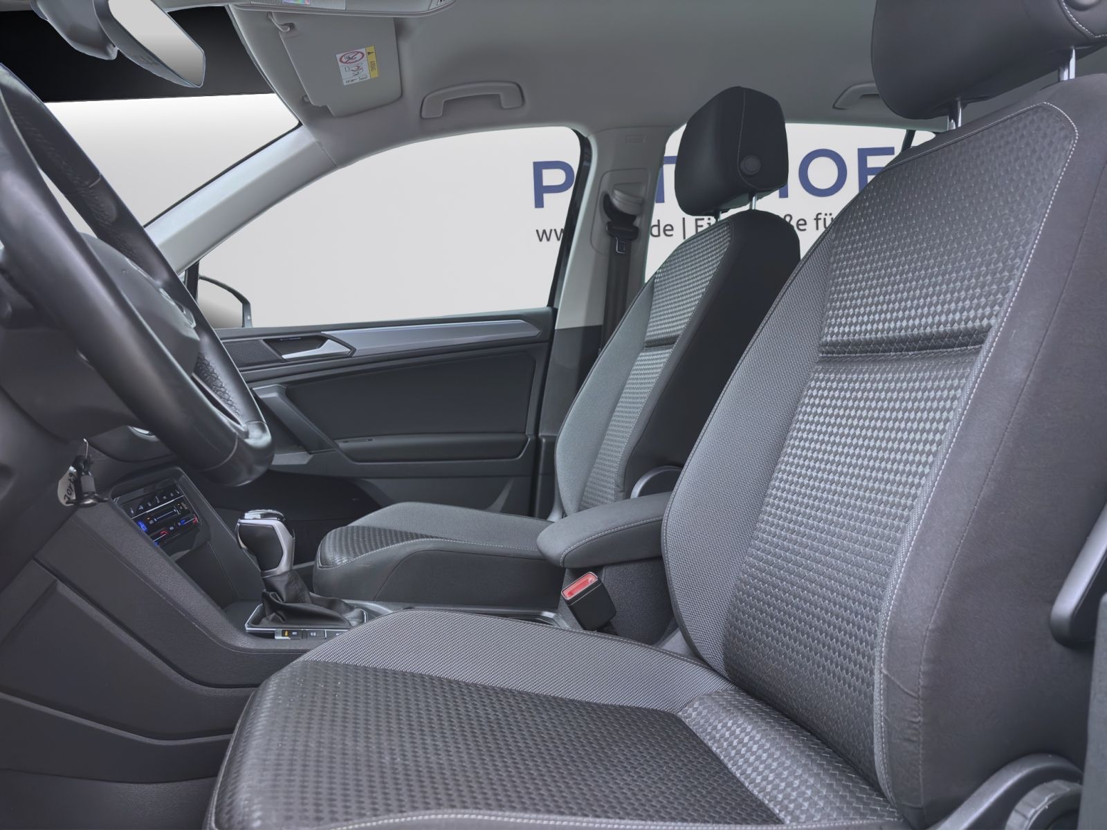 Volkswagen Tiguan - Bild 10