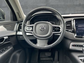 Volvo XC90 - 7