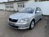 Skoda Octavia 1.8 TSI "Elegance" *Leder*Navi*Xenon* - gebrauchte Skoda Octavia aus dem Jahr 2011
