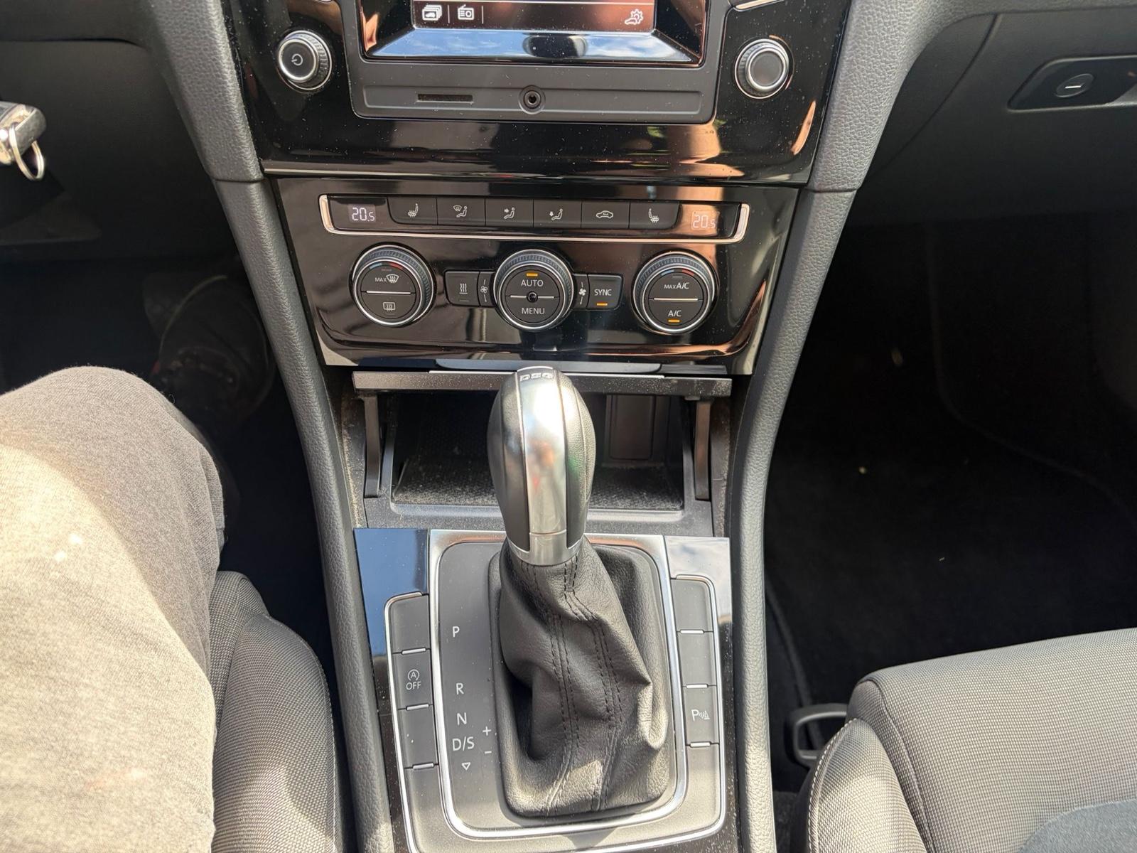 Volkswagen Golf VII 1.4 TSI DSG Highline BMT