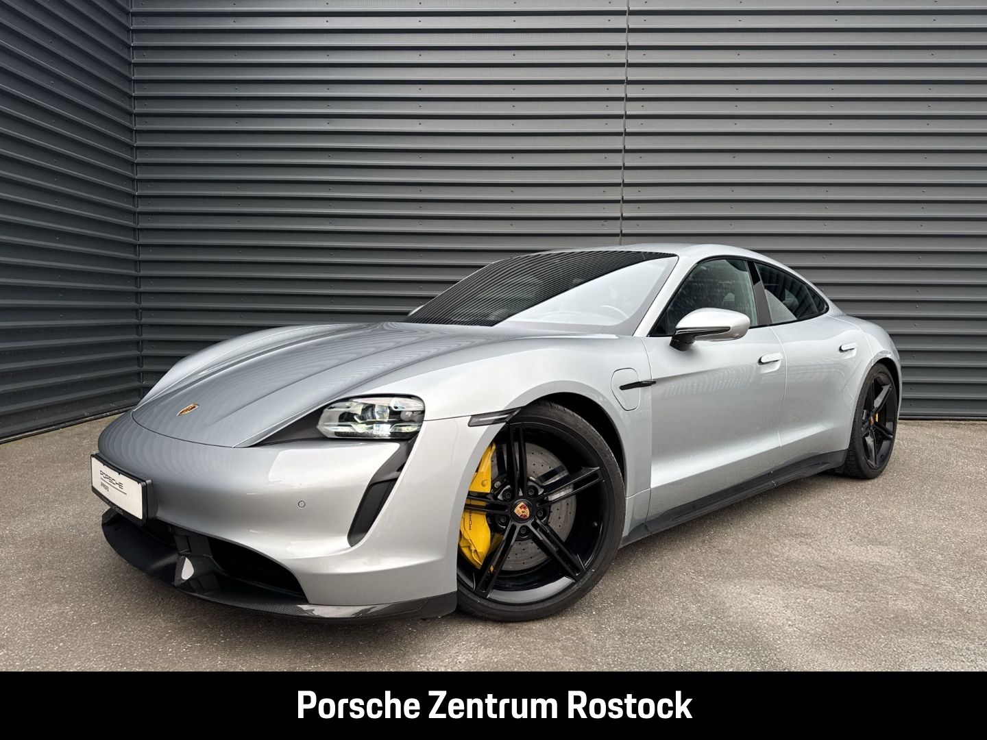 PORSCHE Taycan Turbo S Head-Up LED-Matrix Surround-View