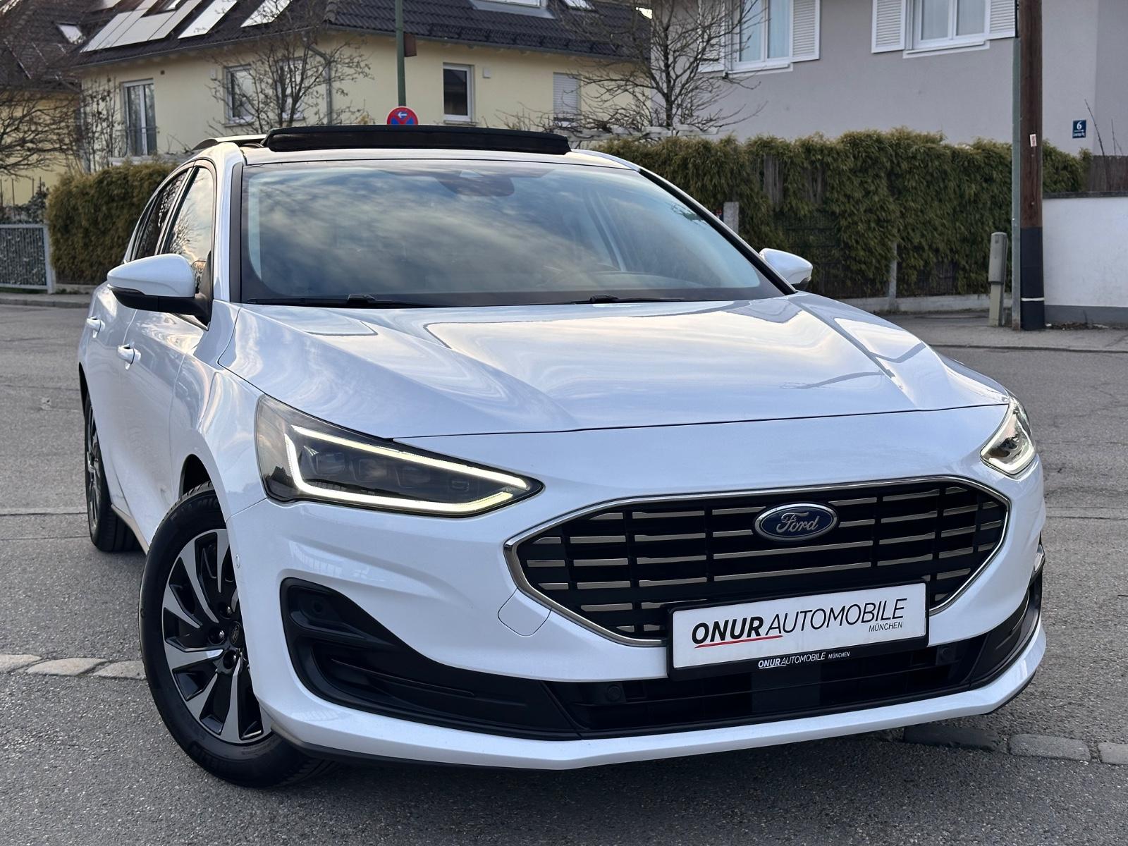 Ford Focus Titanium 1.5 TDCi Navi Matrix Pano B&O AHK