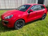 Porsche Cayenne Diesel -193kw von Privat  - Porsche Cayenne: Rot