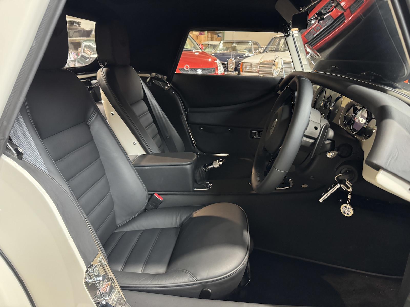 Morgan Plus Six 007 SPECTRE SPEKTAKULÄR RHD 666 KM HARD