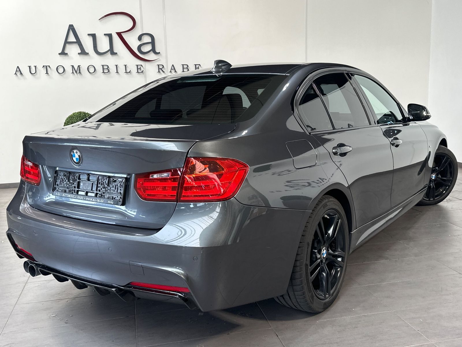 Fahrzeugabbildung BMW 320d Limousine M-Sport Aut. NAV+XENON+SHZ+PDC