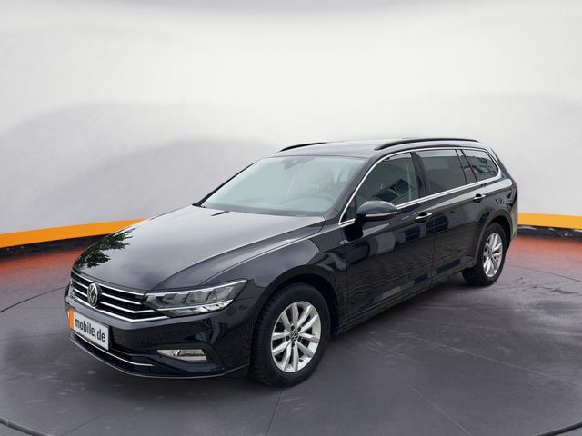 Volkswagen Passat Variant TDI DSG LED ACC AHK NAVI PDC SHZ 