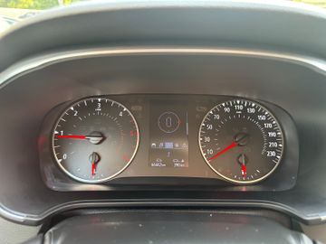 Bild 12 Renault Megane BLUE dCi 115 Intens Grandtour