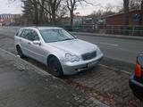 Mercedes-Benz Mercedes c220 Cdi - Mercedes-Benz C 220 aus 2002: Cdi