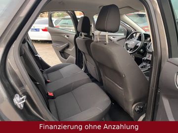 Ford Focus - 9