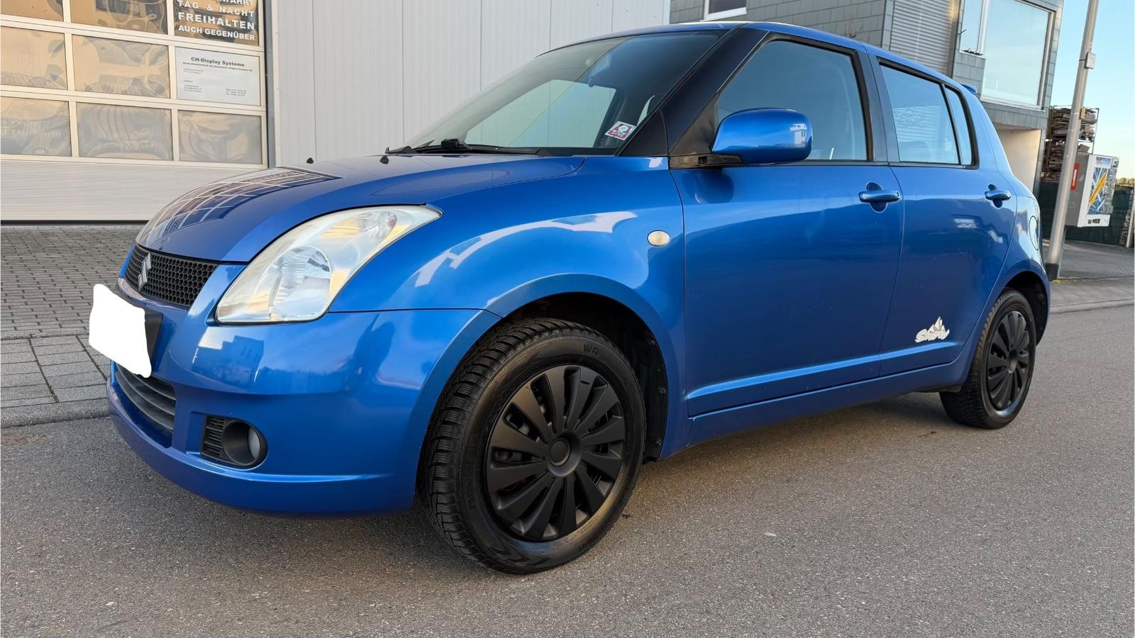 Suzuki Swift 4X4 ALLRAD TÜV,90.000KM,KLIMA,PDC,TEMP