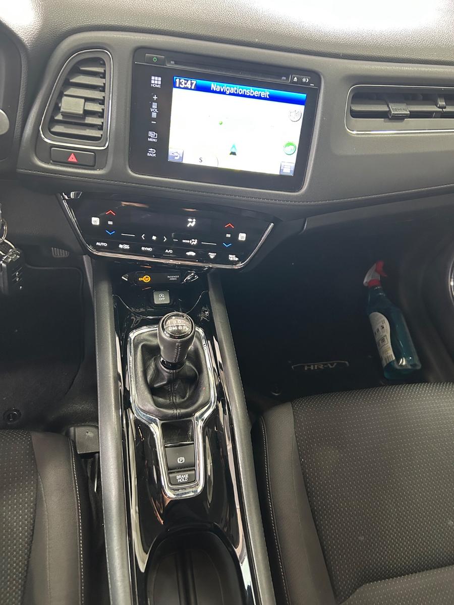 HONDA HR-V 1.5 I-VTEC 131CH - ELEGANCE - GPS - CAMÉRA - 1ERE MAIN - HISTORIQUE ENTRETIEN COMPLET