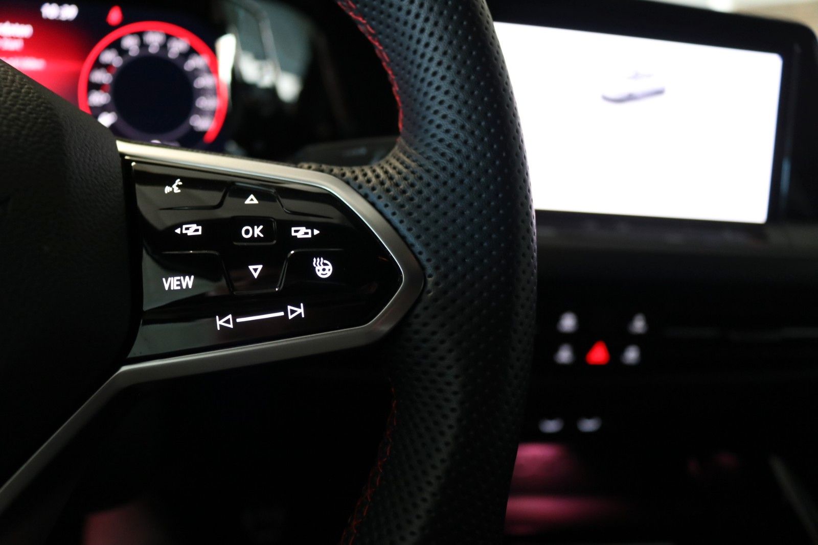 Volkswagen Golf VIII Lim. GTI Clubsport DCC DAB+ Virtual foto 16