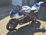 Kawasaki ZX10R - White Edition - Offers matching your search criteria
