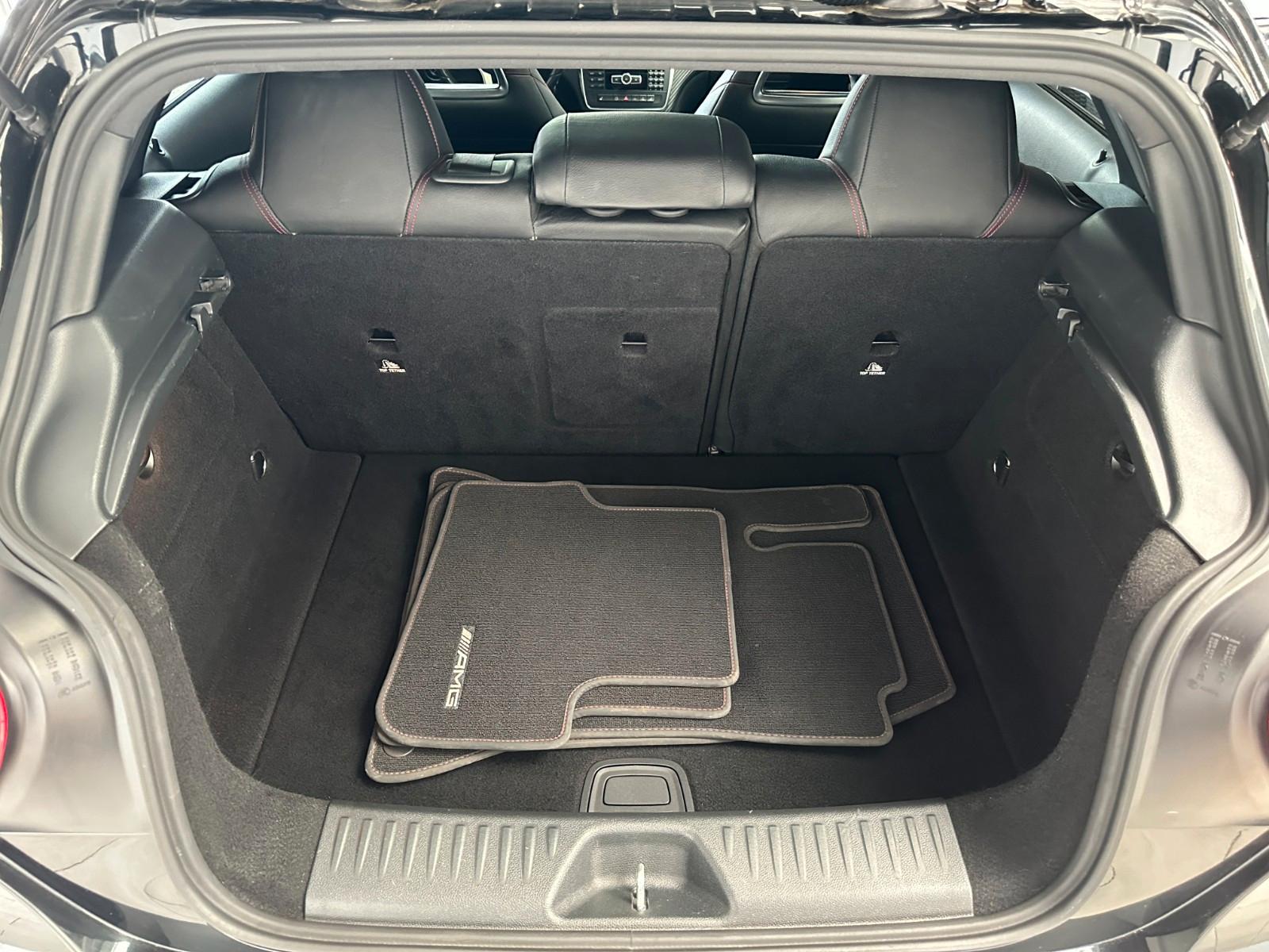 Mercedes-Benz A 250 4MATIC DCT Comand*Bi-Xenon*Leder*