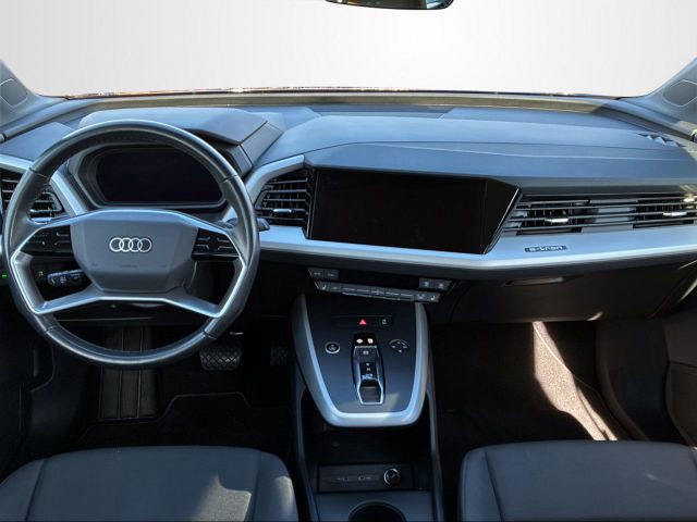 Q4 E-TRON 35 LED+SHZ+ACC+BT