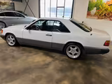 Mercedes-Benz E 300 Coupe H Kennzeichen - Mercedes-Benz Coupé aus dem Jahr 1988