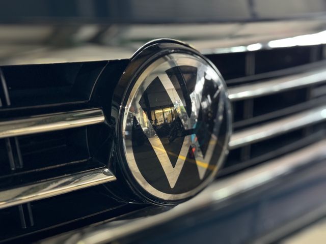 Volkswagen Golf VIII Lim. GTI Clubsport*LED*Navi*