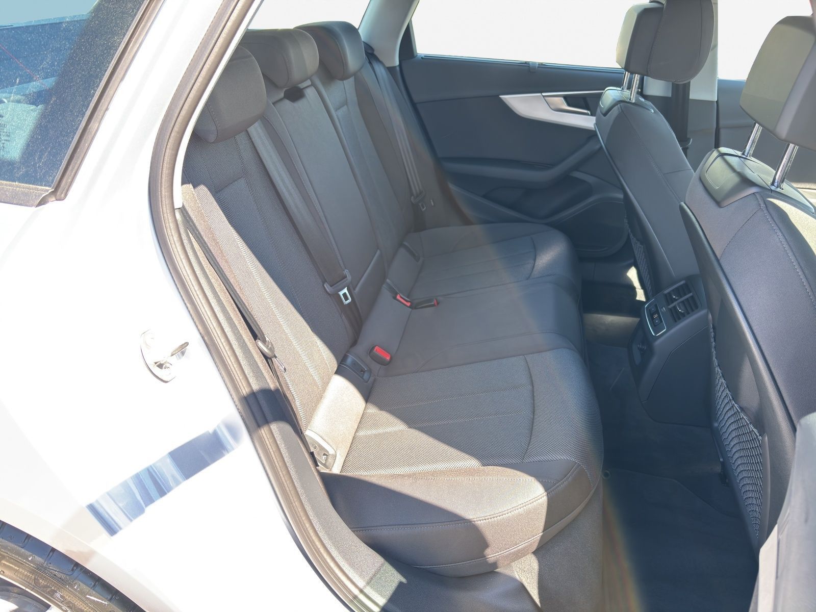Audi A4 - Bild 15