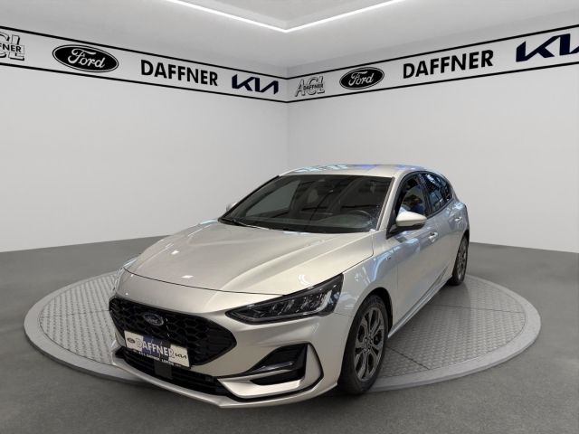 Fahrzeugabbildung Ford Focus ST-Line Navi LED ACC WLAN DAB Keyless Star