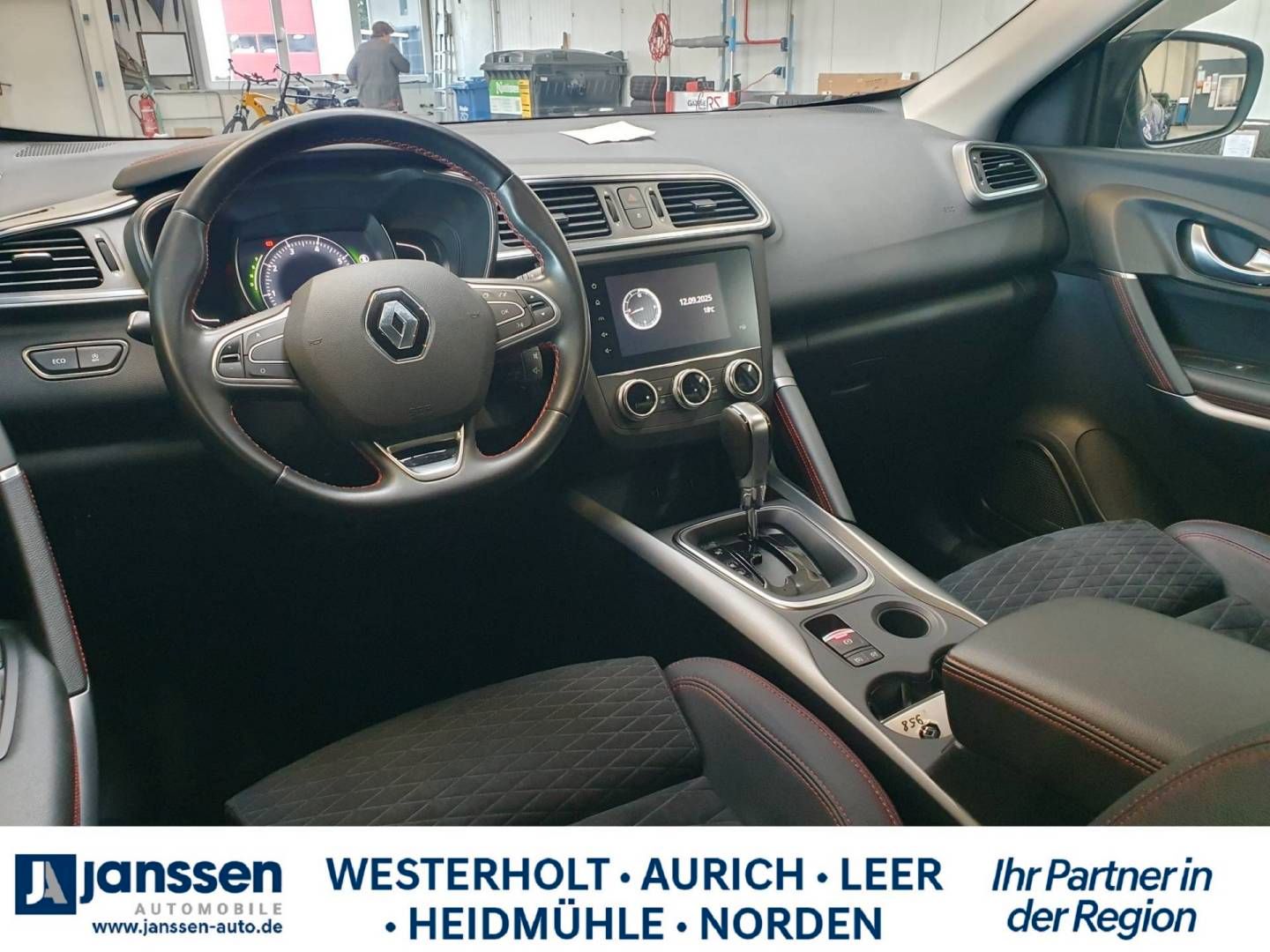 Fahrzeugabbildung Renault RENAULT KADJAR Busines Edition TCe 140 EDC