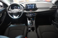 Fahrzeugabbildung Hyundai i30 cw 1.0 T-GDI TREND DCT NAVI/LED/KMAERA/DAB+