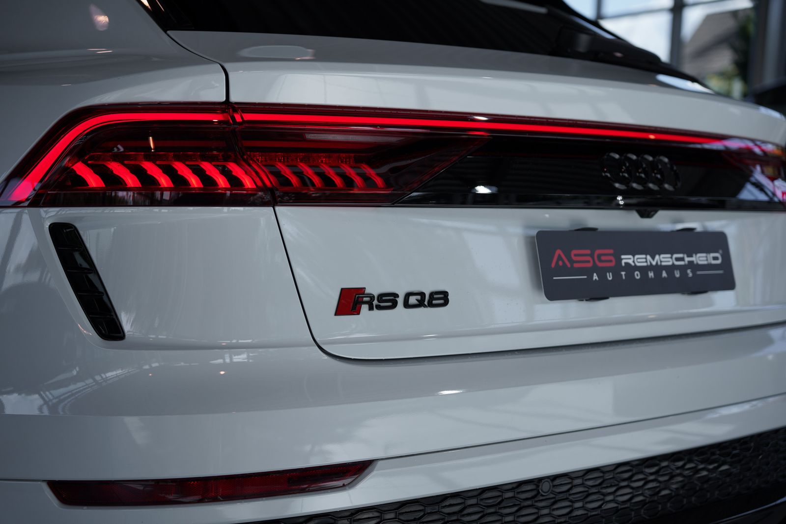 Audi Rsq8
