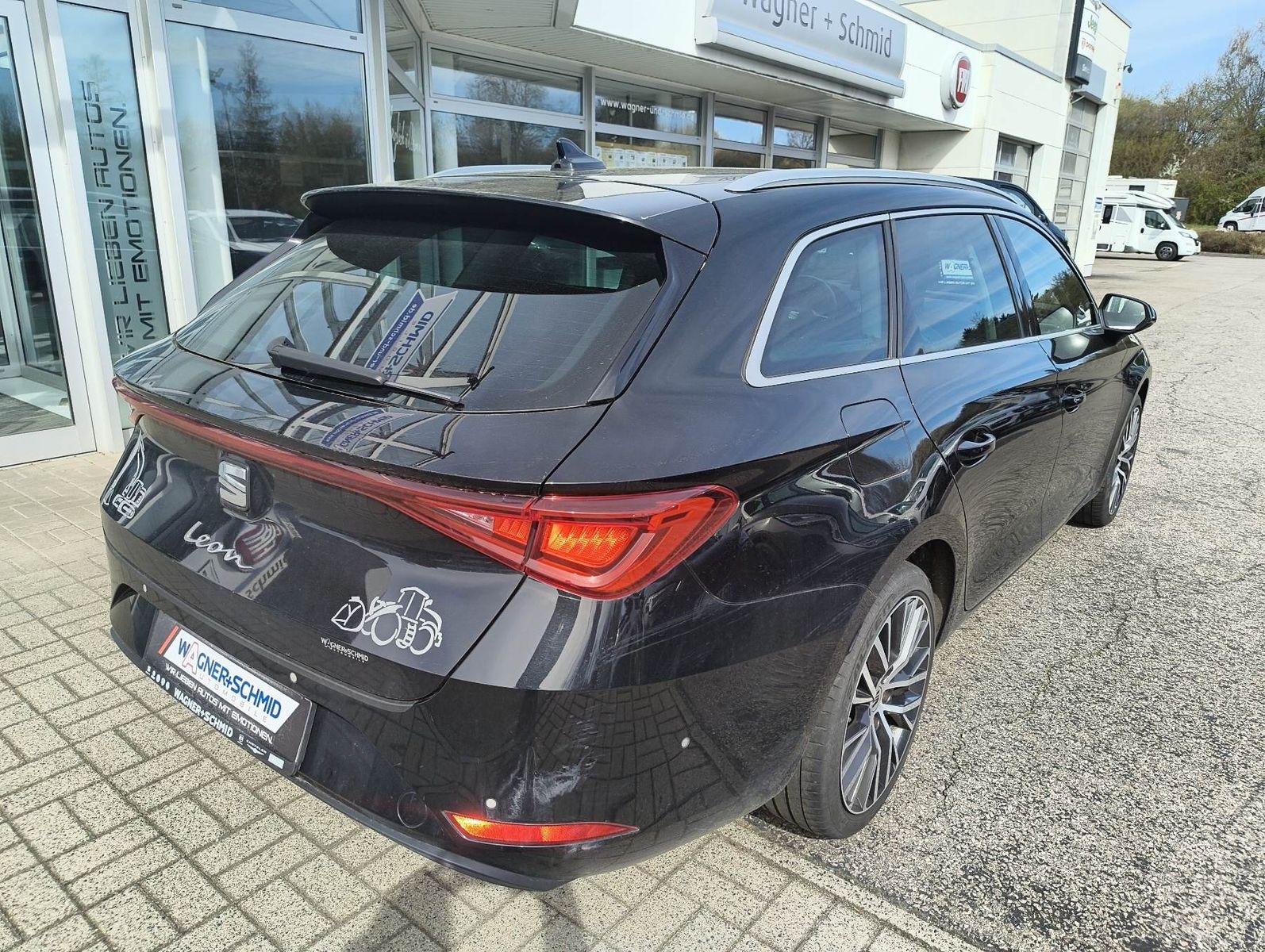 Fahrzeugabbildung SEAT Leon Sportstourer Xcellence 2.0 TDI DSG