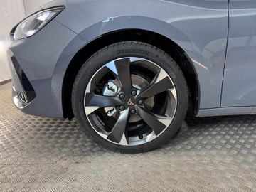 Fahrzeugbestand 33 Cupra Leon Sportstourer 1.5 AHK Panodach Kamera