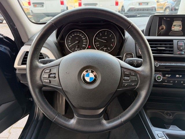 Fahrzeugabbildung BMW 118d xDrive Advantage 150PS LED/PDC/SHZ!