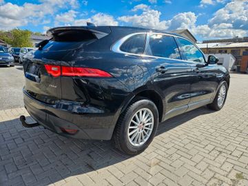 Jaguar F-Pace - 2
