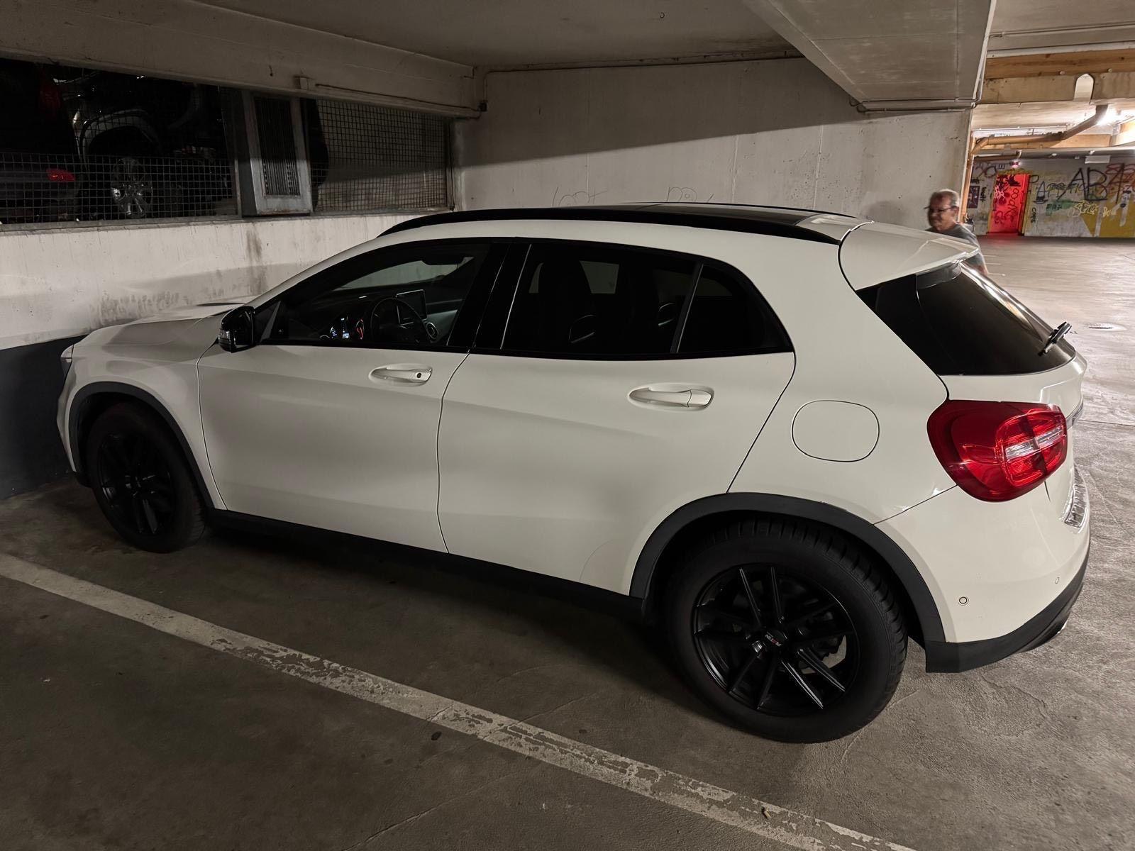 Mercedes-Benz GLA 250