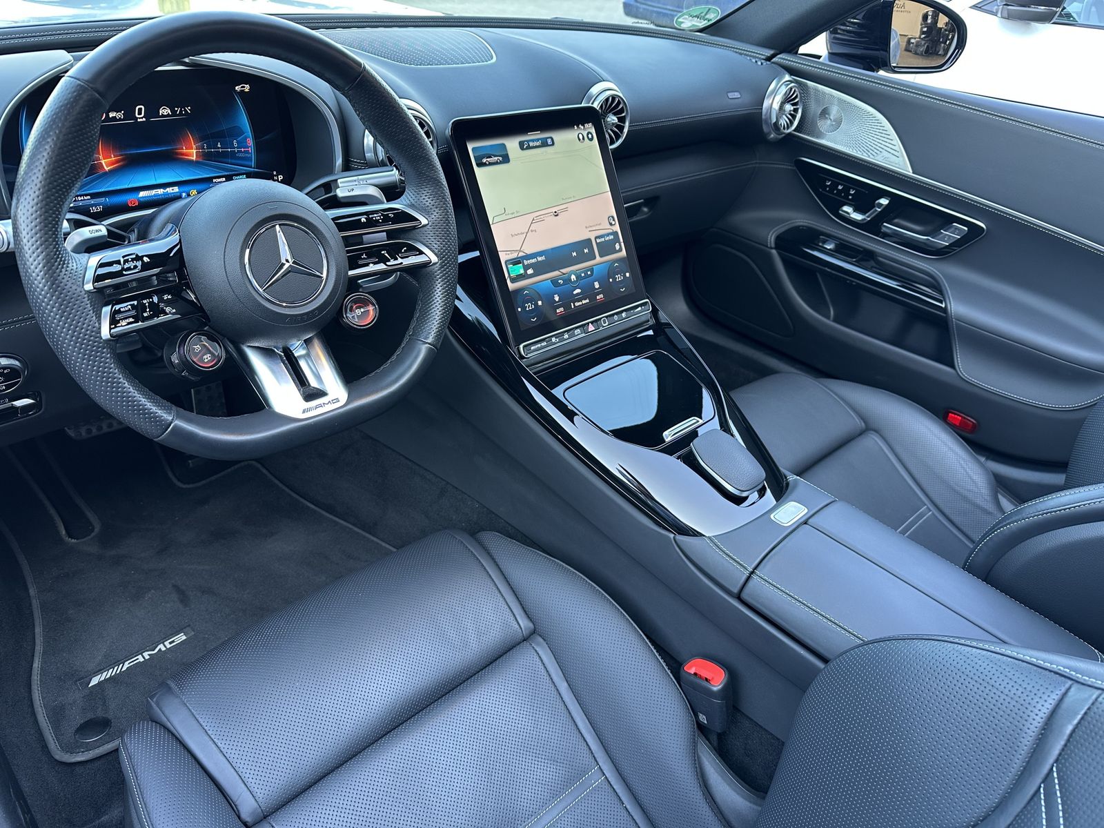 Fahrzeugabbildung Mercedes-Benz SL 43 AMG NAV+LED+DISTRONIC+VCOCK+HUD+360°+20ZO