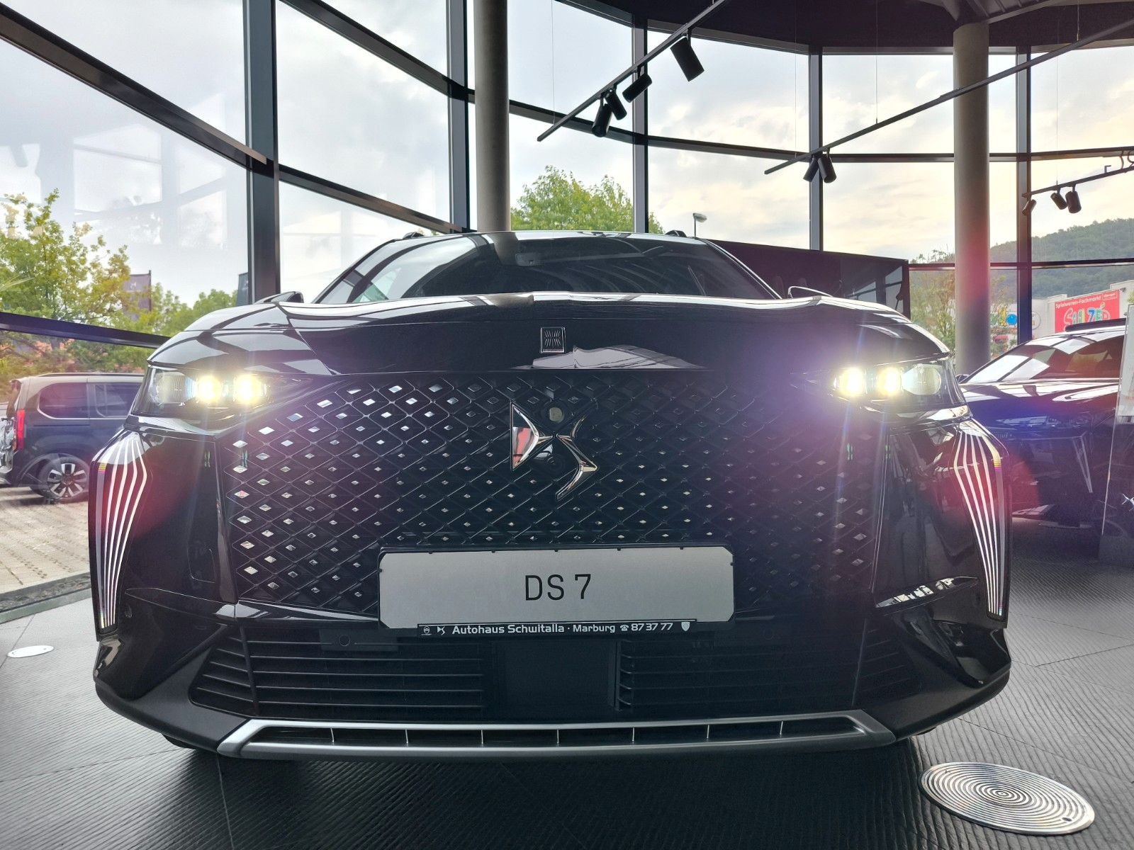 DS Automobiles DS 7 ÉTOILE BlueHDI 130 imagem 2