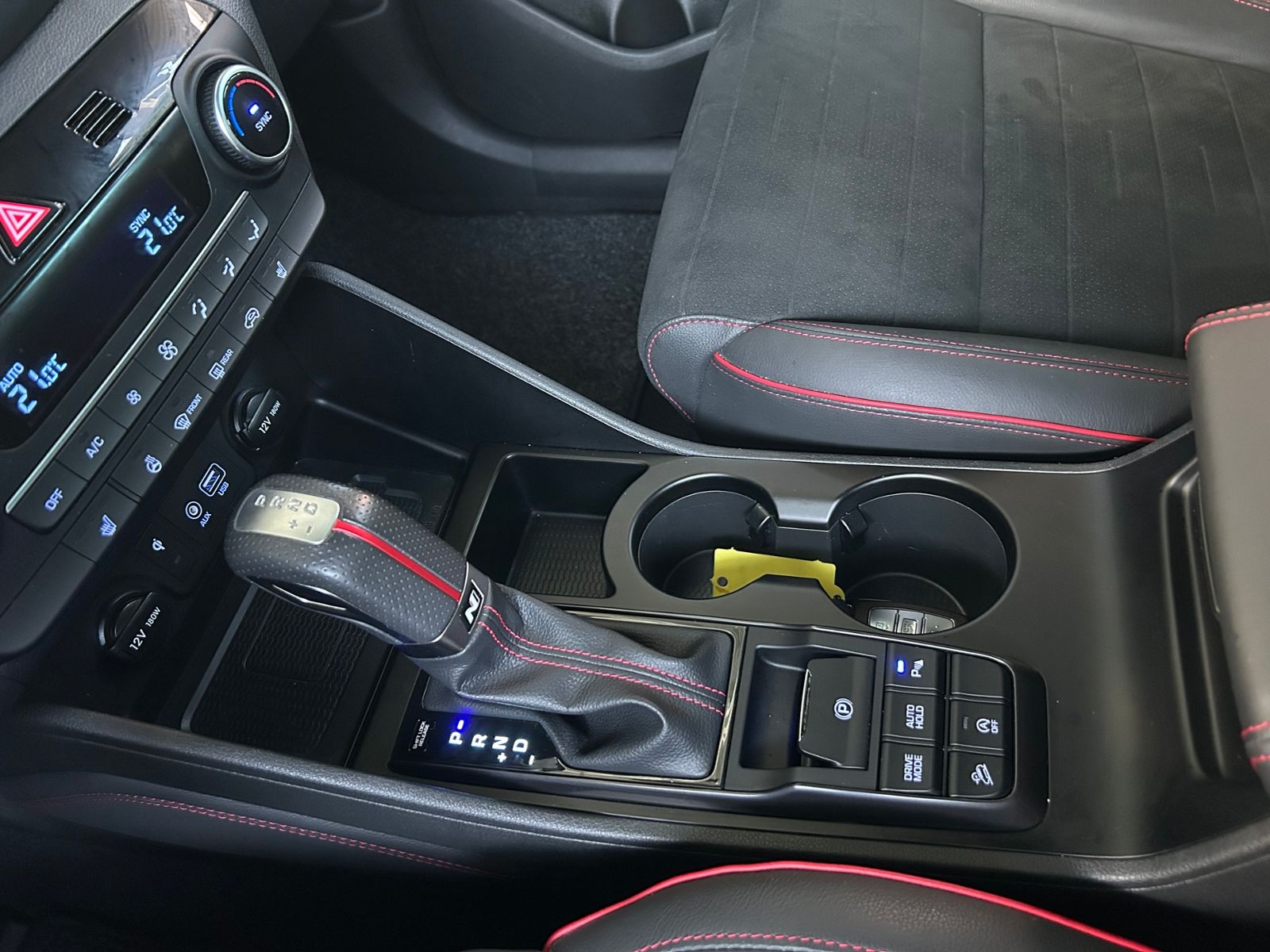 Fahrzeugabbildung Hyundai TUCSON N Line 4WD LED NAVI ALU