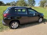 Peugeot 2008 Blue HDI 1.6   - Peugeot 2008: 1.6