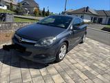 Opel Astra GTC 1.6 Turbo OPC-Line 179 PS Sport - Opel Astra: Gtc Opc Line