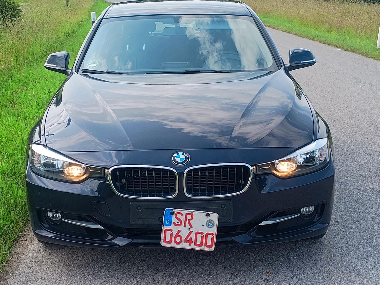 BMW 320 Baureihe 3 Lim. 320 i  SPORT